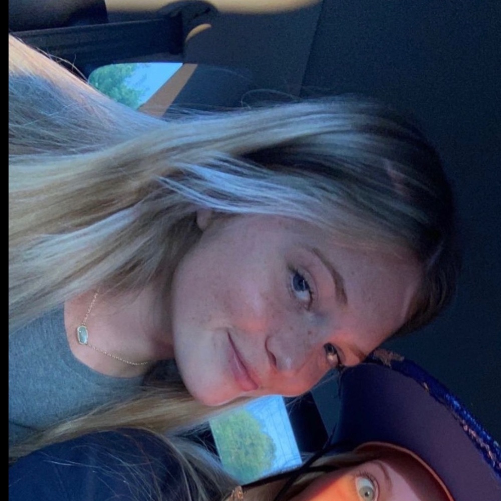 Meet your Posher, Kaitlyn